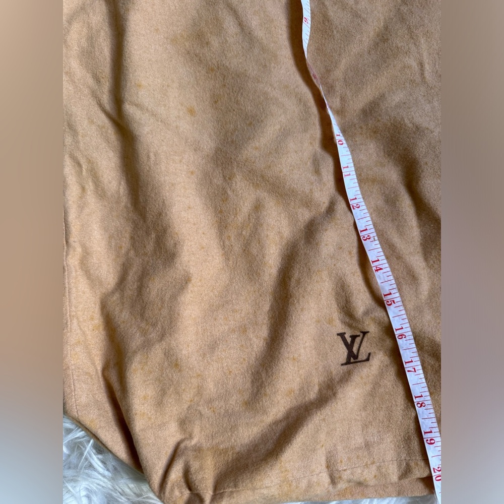 Louis Vuitton Authentic Drawstring Dustbag - image 6